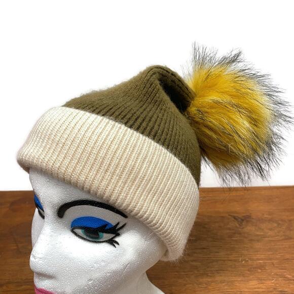 NORLA Canada Faux Fur Top‎ Pom Cuffed Knit Slouch Beanie Toque Hat Anthropologie - Picture 2 of 9